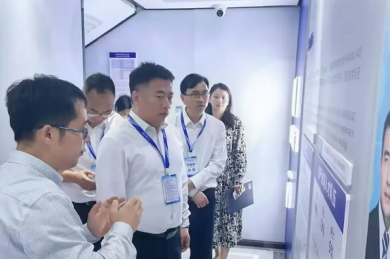 安文哲赴珠海等地招商引資
